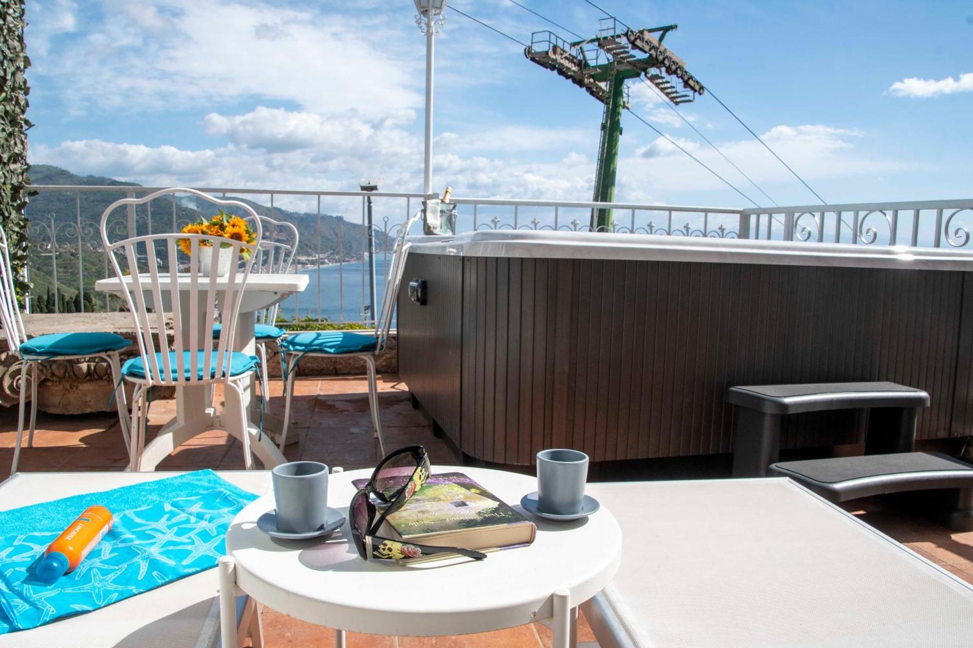 Dream View Suites Таормина Екстериор снимка