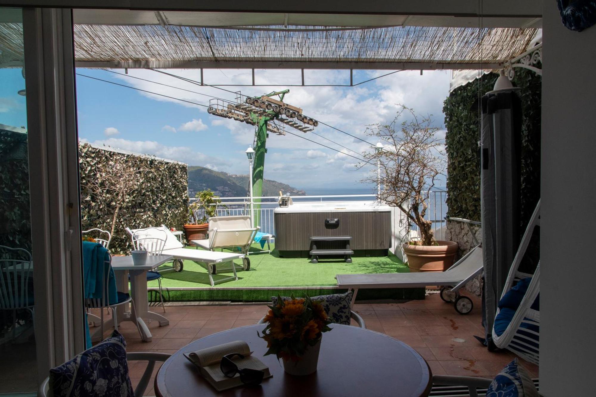 Dream View Suites Таормина Екстериор снимка