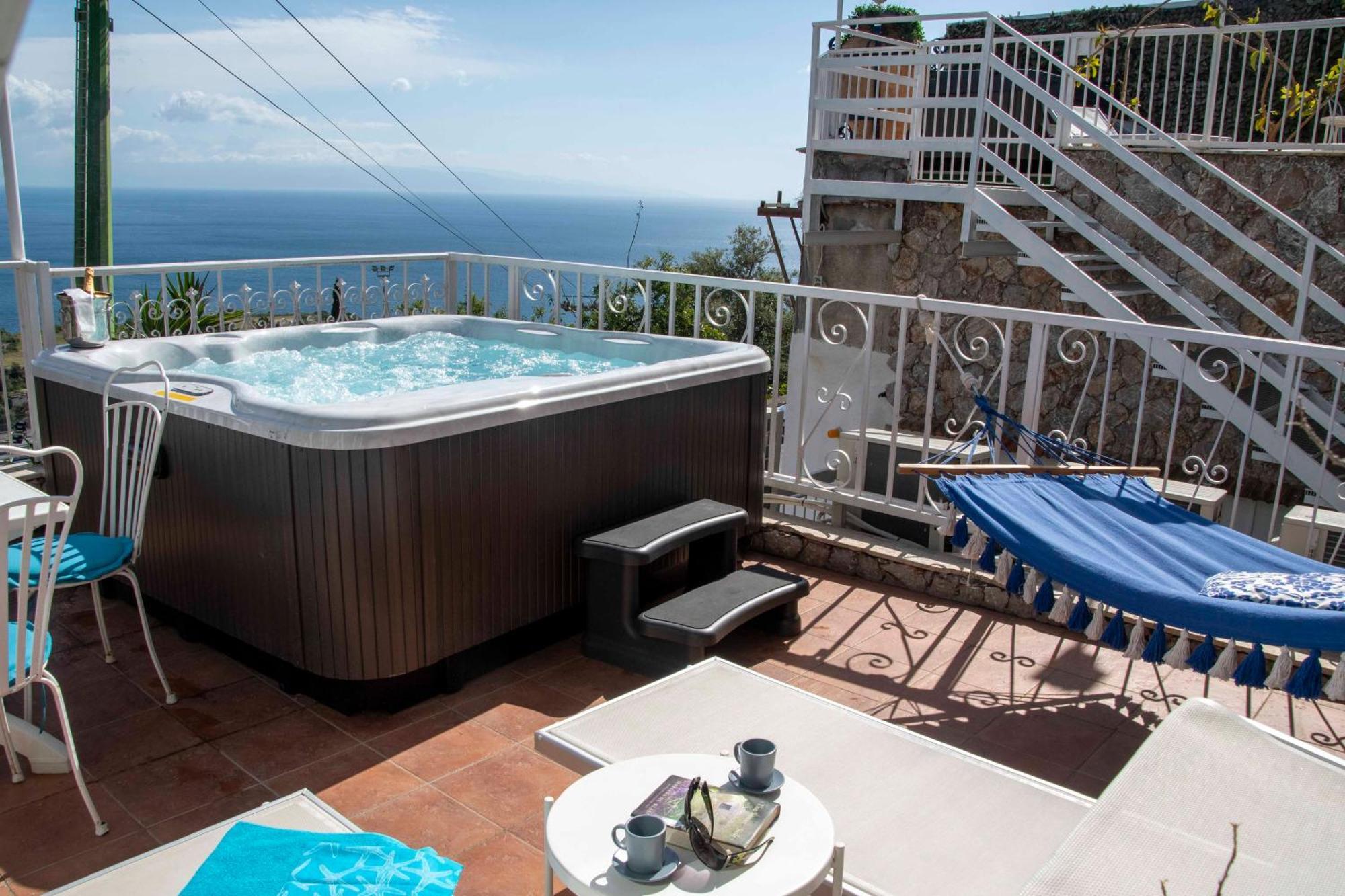 Dream View Suites Таормина Екстериор снимка