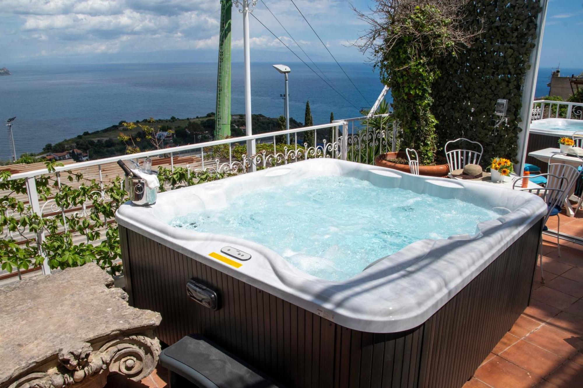 Dream View Suites Таормина Екстериор снимка